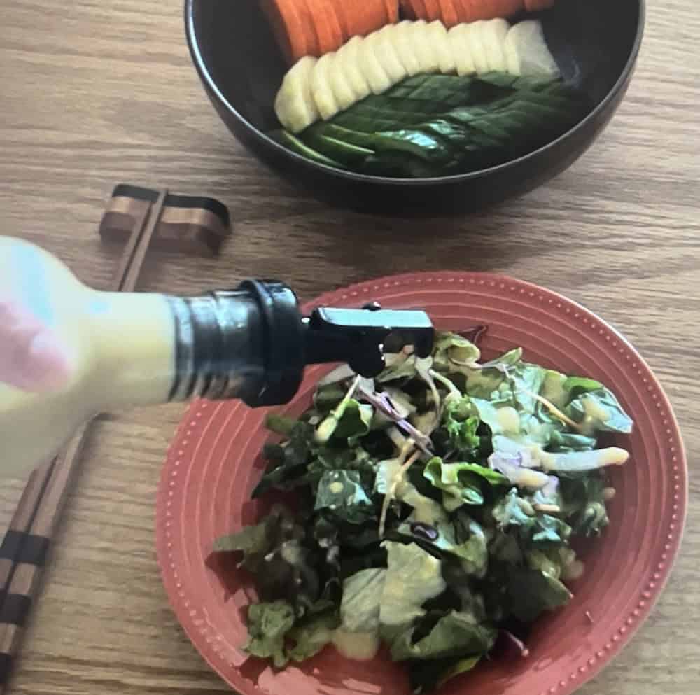 salad with reuse dressing