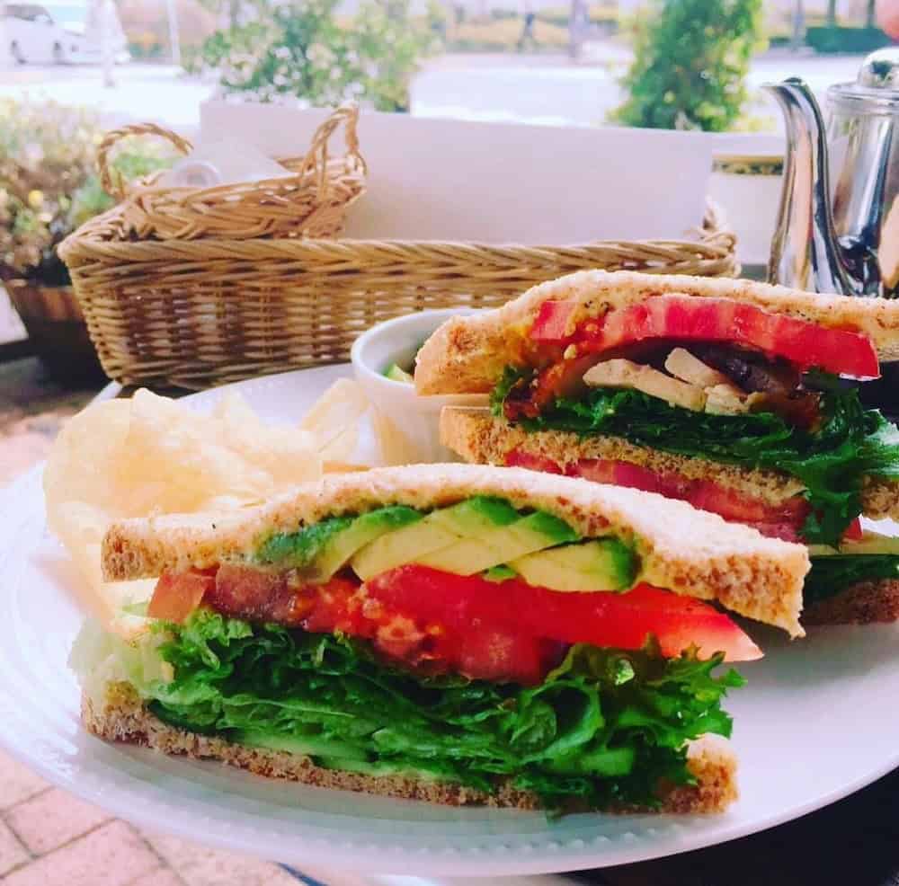 cafe sandwich