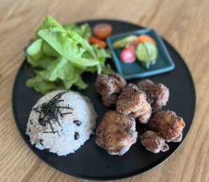 米粉の唐揚げプレート
